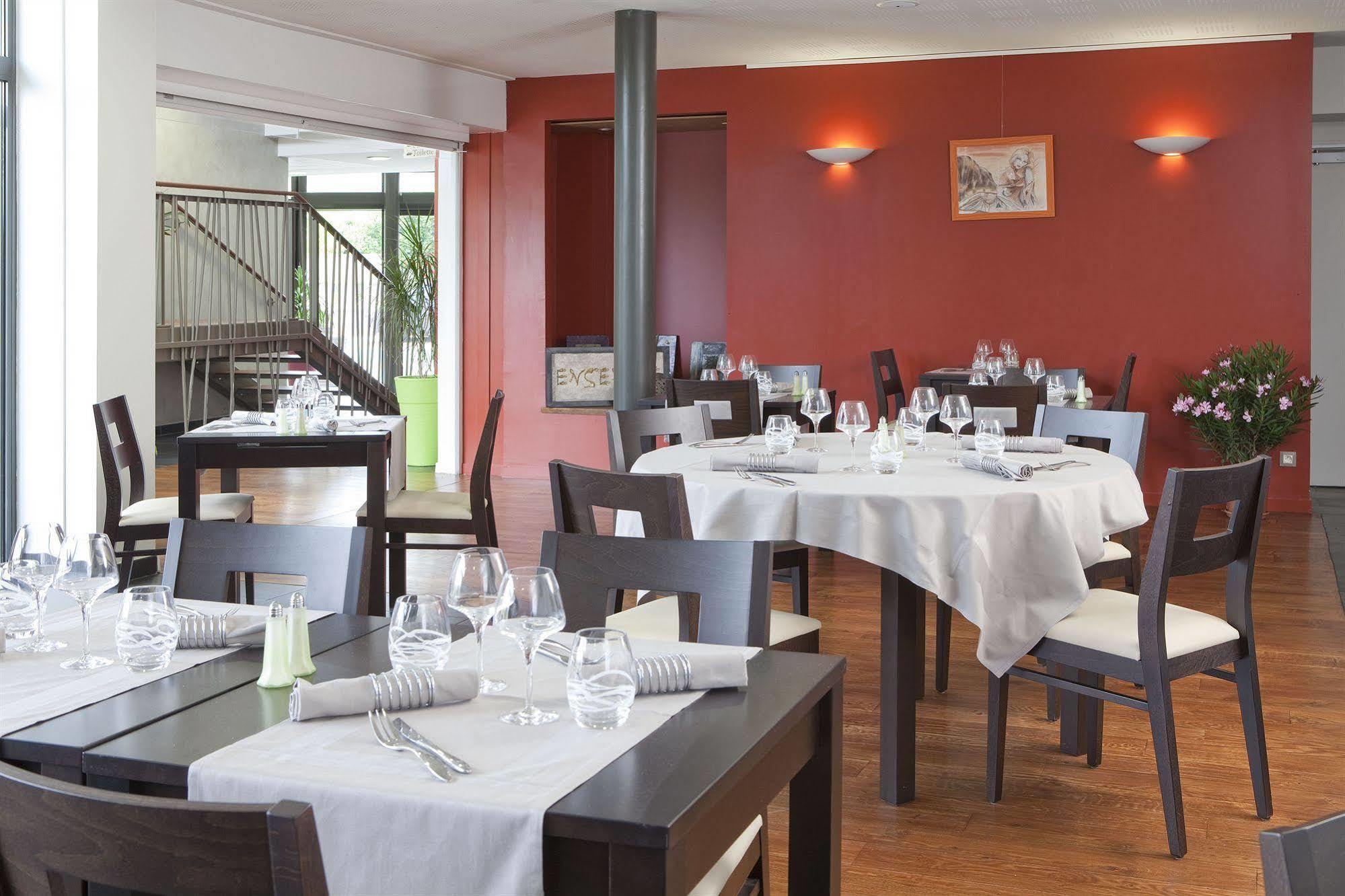 Logis Hotel Terre De Loire Belleville-sur-Loire Kültér fotó
