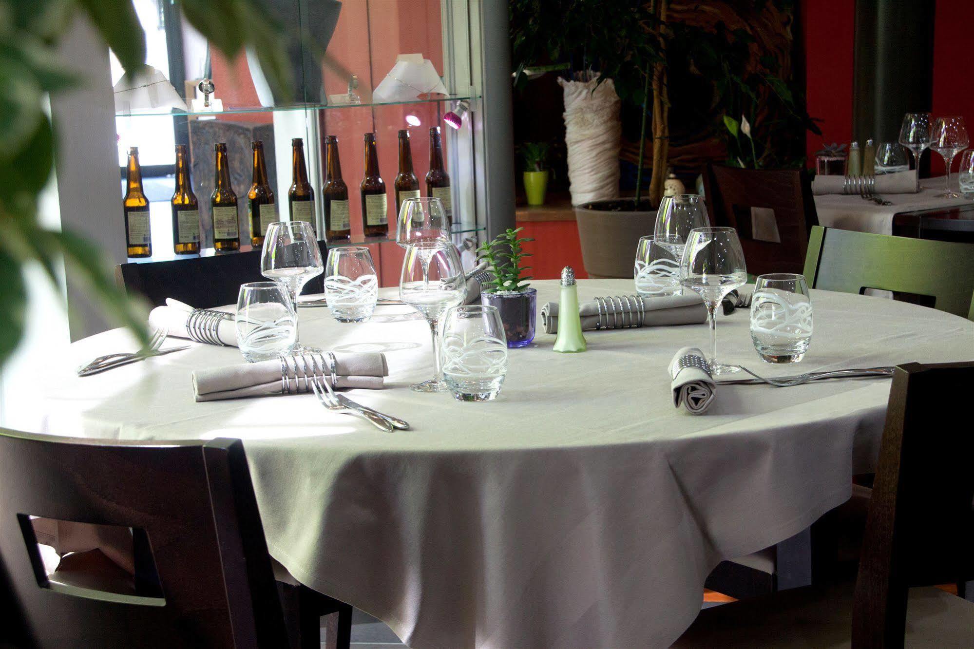 Logis Hotel Terre De Loire Belleville-sur-Loire Kültér fotó